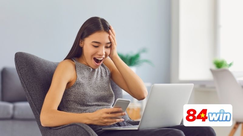 Nam-mo-thay-trung-so-la-diem-lanh-hay-du